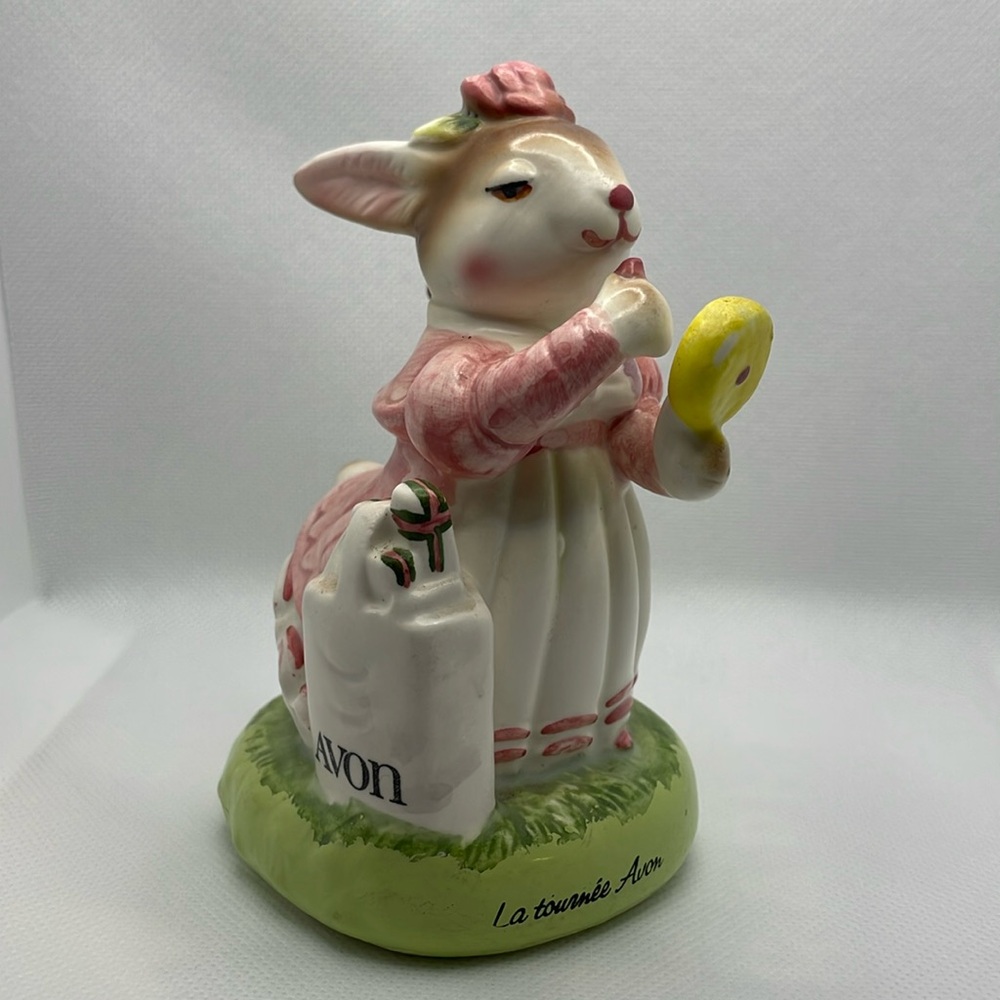 Precious Moments Collection La Tournée Avon Rabbit Figurine Vintage Japan French